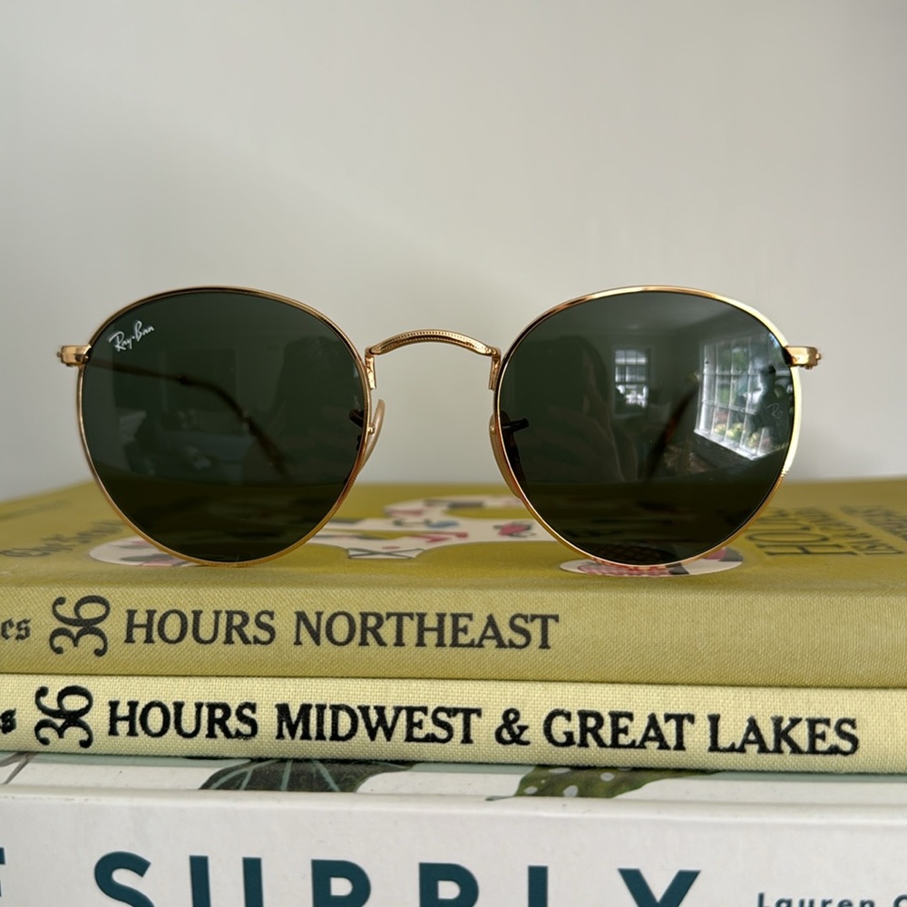 Ray Ban Gold Round Metal Sunglasses Gold frame with Green lenses